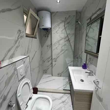 Luxury Close To The Apartmán Durrës